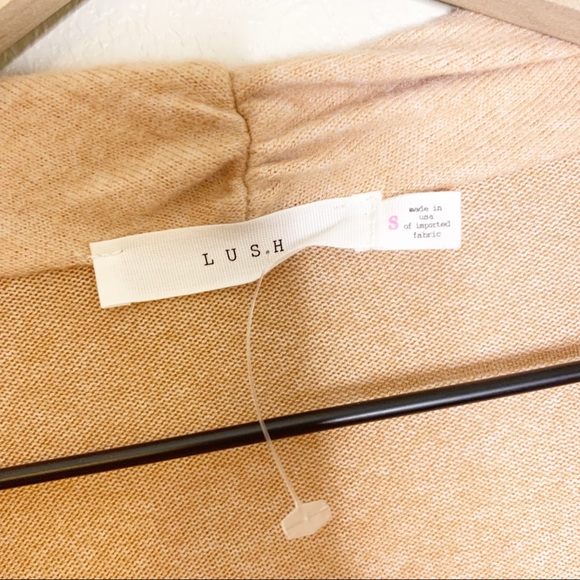 NEW Lush Nordstrom Apricot Long Sleeve Surplice Neckline Blouse Small - Picture 6 of 10